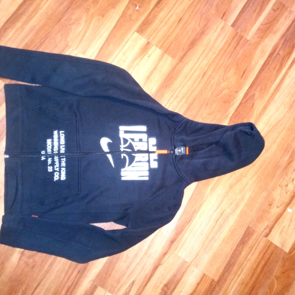 NIKE LeBron James Hoodie